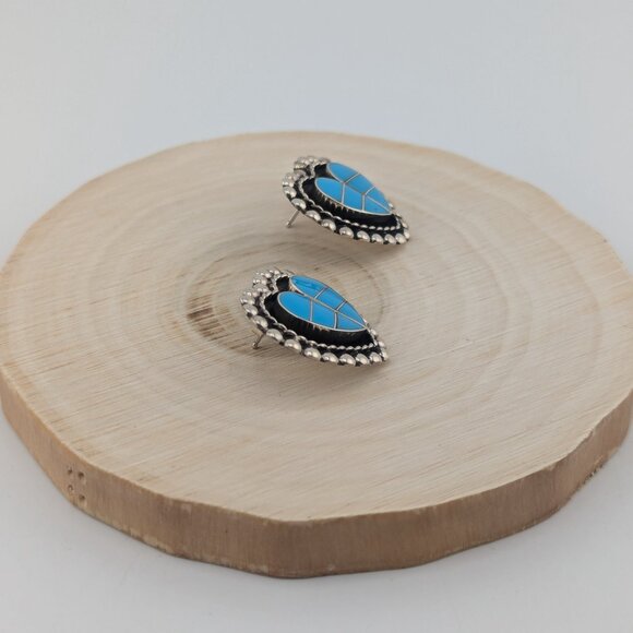 Zuni Kingman Turquoise Heart Inlay Stud Earrings Handcrafted Native American ** - Picture 6 of 11